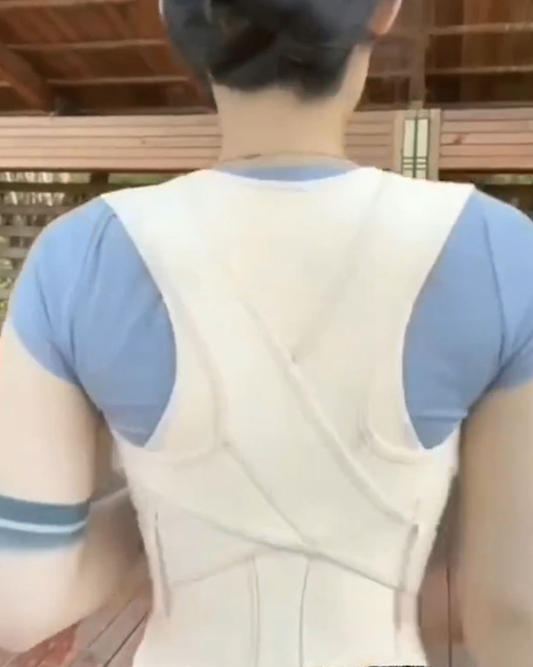 Shapshe® Verstellbare Atmungsaktive Nude-P Rückenhaltungskorrektur