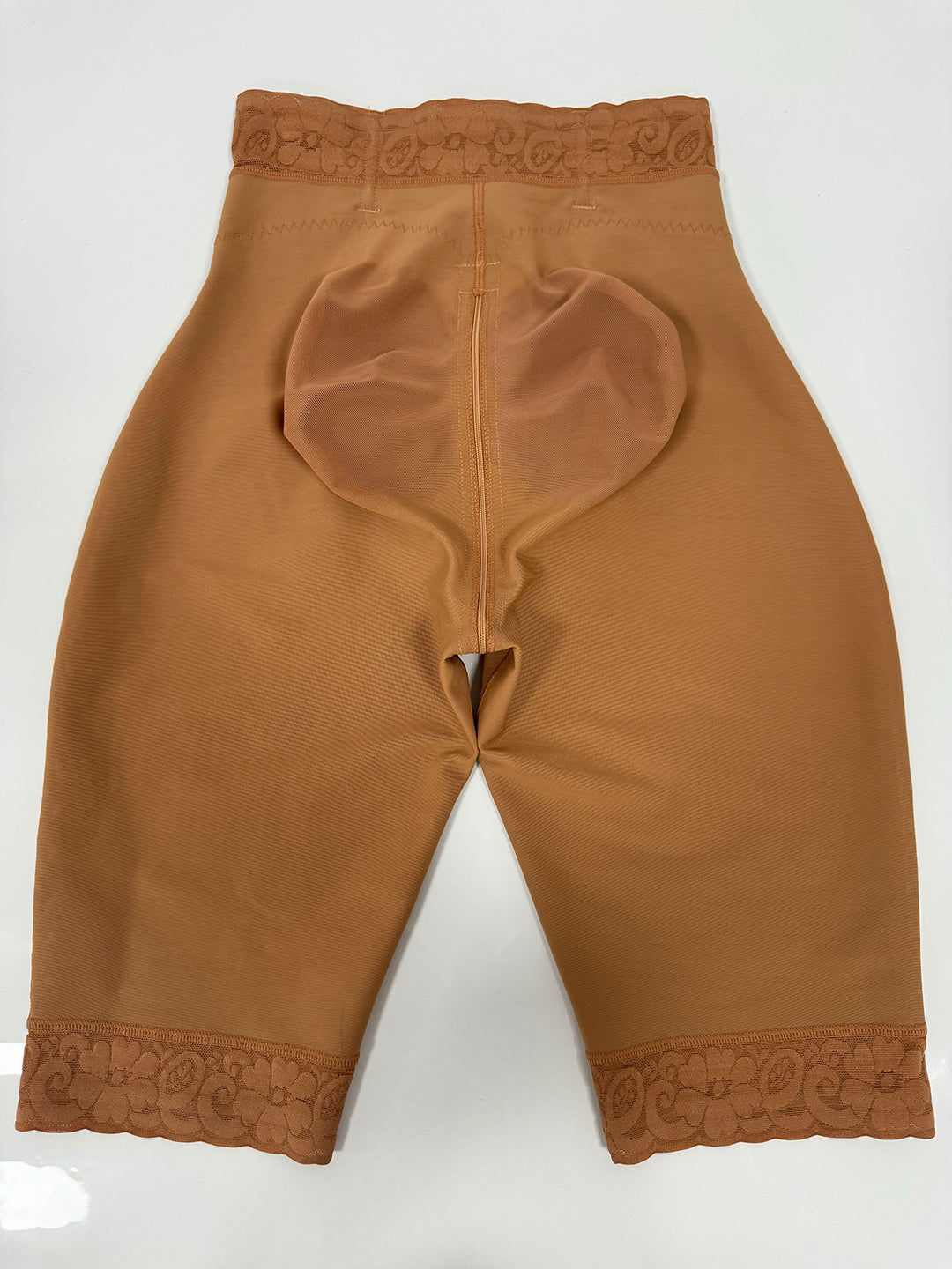 Shapshe® Damen Mittel Knielänge Spitzen Bauchweg Po Lift Shapewear Shorts