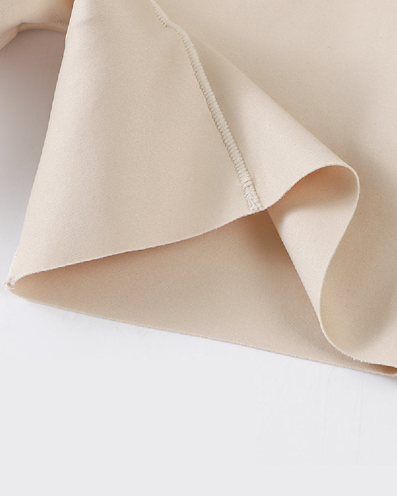 Mittelhoher Po Lifter Shapewear Shorts mit Hakengürtel